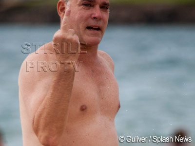 Ray Liotta, cadou special pentru paparazzi: degetul mijlociu