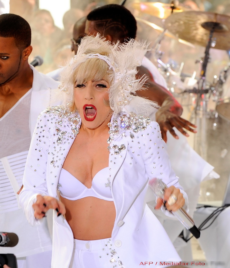 Lady GaGa va avea statui de ceara in toate cele 10 muzee Madame Tussauds