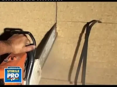 Imigranti din Irak, Iran si Afganistan, prinsi in remorca unui TIR din Arad