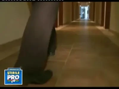 A stat cu mama o saptamana la hotel la mare. Apoi a fugit fara sa plateasca