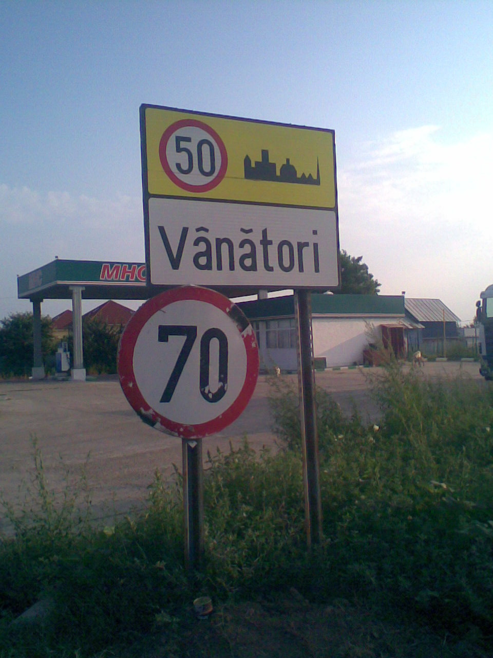 Cu ce viteza se circula? Indicatoare care baga in ceata orice sofer