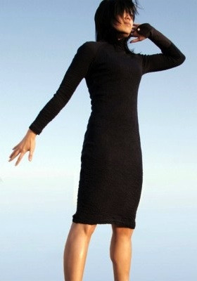 S-a inventat rochia-celular! Este neagra si va fi lansata anul viitor