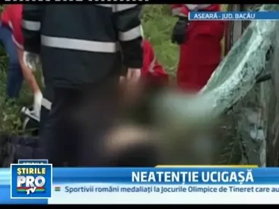 Spulberata de tren! Trecea cu masina cale ferata fara sa se asigure