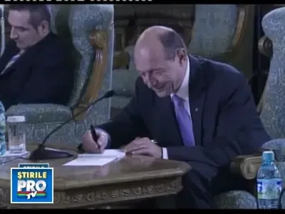 Videanu razand, despre remaniere: Se vede ca am emotii, nu?