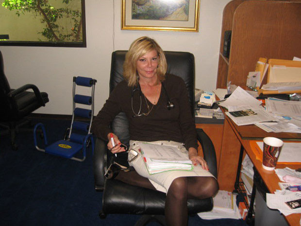 Macabru. Cadavrul fostei iubite, gasit de menajera in hornul semineului