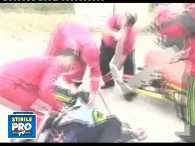 Doi inspectori ARR, raniti la munca de o soferita speriata!