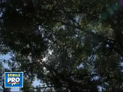 A reusit sa filmeze OZN-ul care ii survola casa! Video