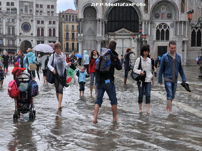 Inundatii catastrofale in centrul si nordul Italiei. Cel putin trei morti