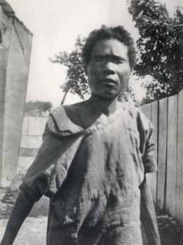 A fost declarata moarta, au ingropat-o, dar apoi a aparut la usa lor, vie!