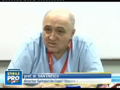 Doi dintre bebelusii raniti la Maternitatea Giulesti au fost externati azi