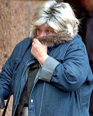 Minte bolnava! A tinut in dulap cadavrele celor 3 copii, timp de 20 de ani