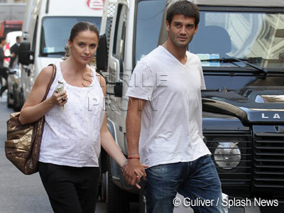 Cristi Chivu e iar tata! Anastasia s-a nascut la Milano VIDEO