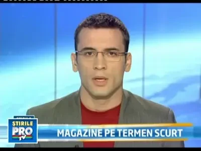 Acoperisul Carrefour din zona Vitan-Barzesti-Bucuresti a cazut peste oameni