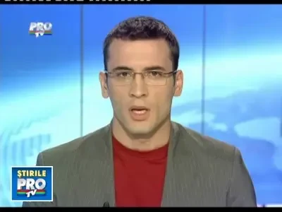 O parte din tavanul galeriei comerciale Vitan-Barzesti s-a prabusit