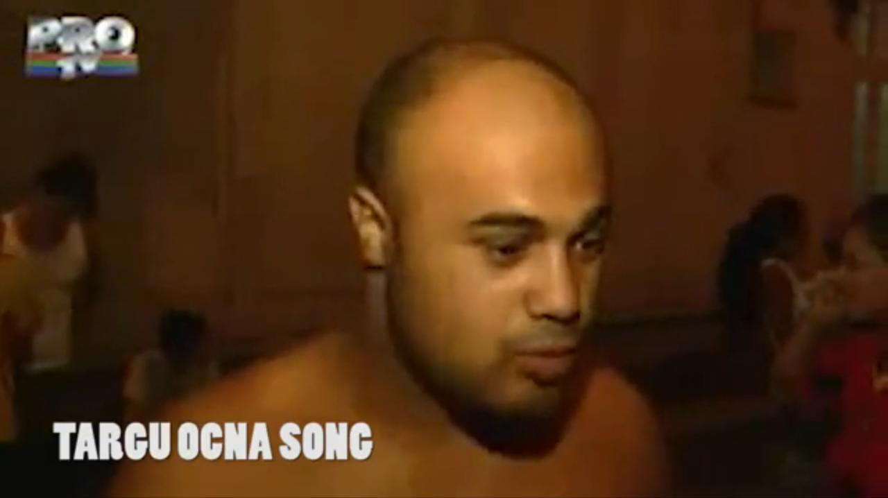 Perversa ca pe Targu Ocna a devenit HIT! VEZI VIDEO