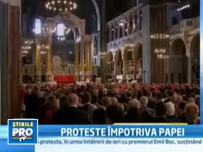 Scandal la Londra. Papa le-a cerut iertare celor abuzati sexual de preoti