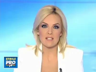 Am trait s-o auzim si pe-asta! Borat o sa il joace pe Freddie Mercury!