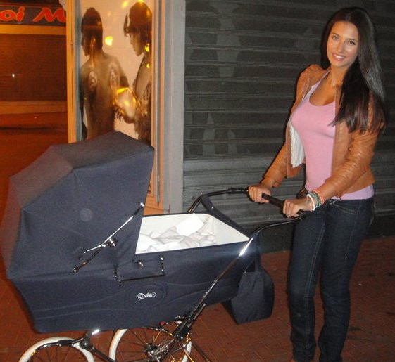 Antonia are o silueta de invidiat si a nascut acum o luna!