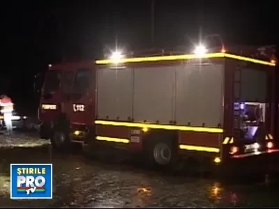 Stilistul britanic Alexander McQueen,omagiat de Kate Moss si Naomi Campbell