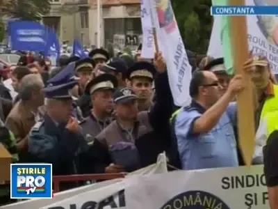 Politistii muncesc cu 25% mai putin,exact cu cat le-a fost taiat din lefuri