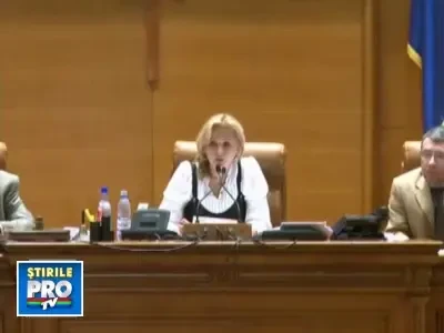 Votul la Legea pensiilor ar putea fi reluat. Anastase e acuzata de frauda