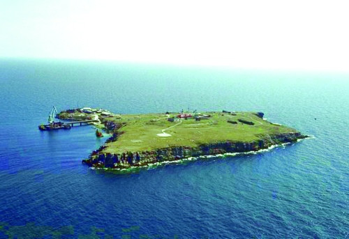 Gradinita la care poti ajunge doar cu vaporul. Chinezii au copiat conflictul dintre Romania si Ucraina pentru Insula Serpilor