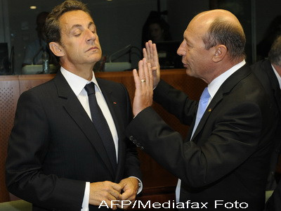 Basescu: I-am cerut lui Sarkozy sa incerce sa opreasca expulzarile romilor