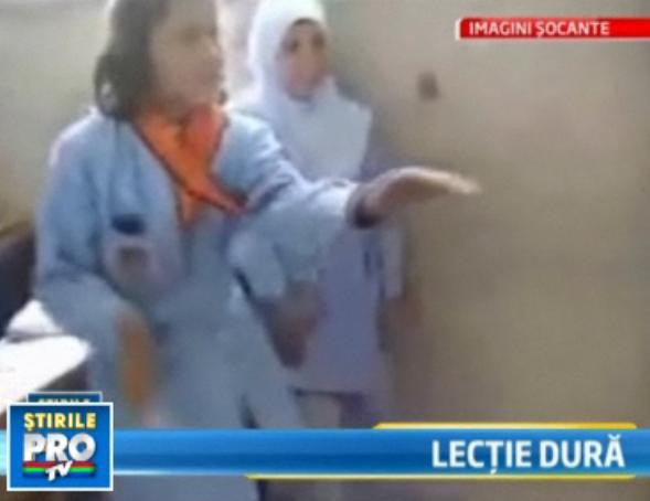 Dascali in rol de tortionari, in Siria! 2 profesoare bat elevii fara mila