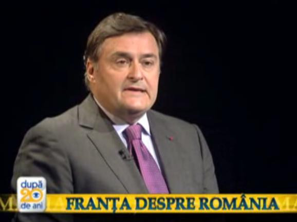 Ambasadorul Frantei, pasionat de masinile frantuzesti, inclusiv de… Dacia!