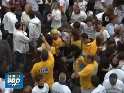 Record: cea mai mare echipa de zdrobitori de struguri!