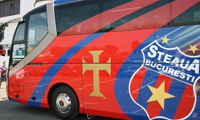 Autocarul Stelei, atacat cu pietre la Galati