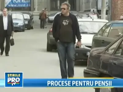 100.000 de pensionari cu pensii speciale se revolta! Isi vor banii inapoi
