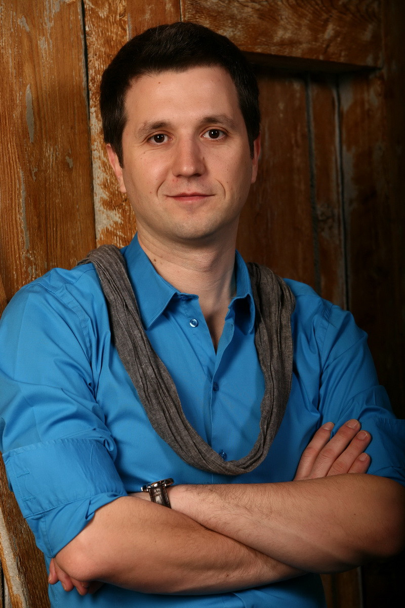 Apropo Tv debuteaza cu un nou slogan: Explore the Mondenian Garden