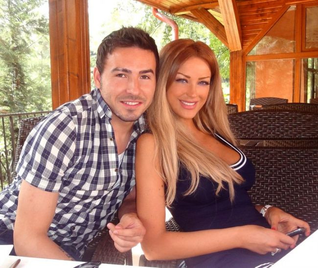 Bianca n-a renuntat inca la Cristea. Botezatu a preferat-o pe Violeta