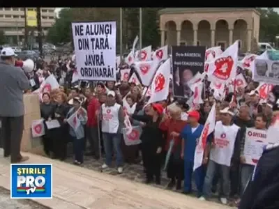 Imbranceli intre sindicalisti si jandarmi, la Iasi. S-a aruncat cu pietre