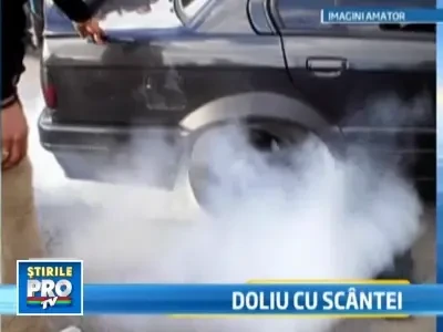 Inmormantare cu motoarele turate la maximum. S-a lasat cu masini arse