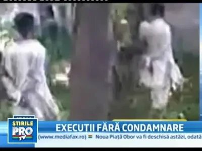 Video socant: soldati pakistanezi care executa civili. Inregistrare falsa?