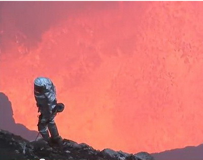 Cum e in interiorul unui vulcan? Vezi IMAGINI ULUITOARE!