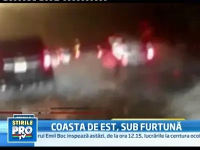 Trafic aerian si drumuri blocate in estul SUA din cauza furtunilor!