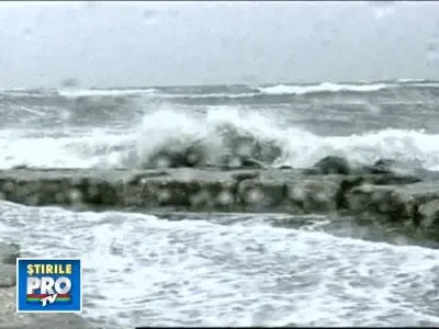 RTI: Expertii estimeaza ca vom ramane fara litoral in cativa ani