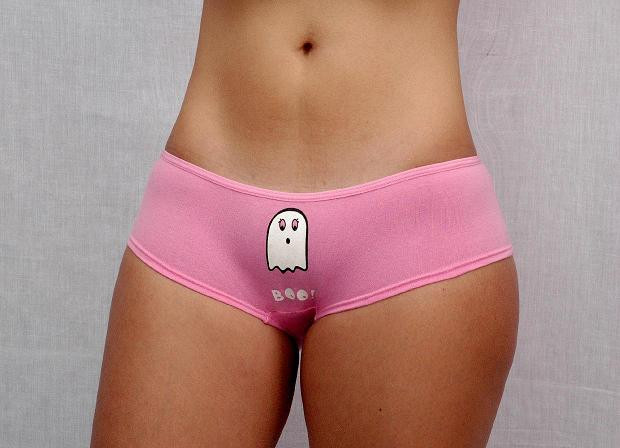 Nu mai au buget! Politia britanica scoate la licitatie chiloti si sutiene