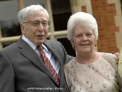 Parintele fertilizarii in vitro, Robert Edwards, ia Nobelul pentru medicina