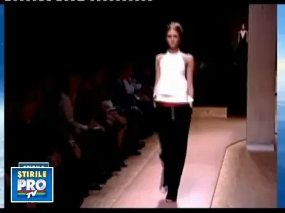 Elegant, sofisticat si sobru - moda de toamna la Paris Fashion Week