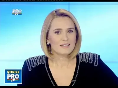 Lady GaGa, de la rochia din carne, la rochia de mireasa! Se marita?