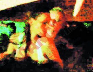 Revista presei: Scandalul cu Iri le-a adus 10.000 de euro celor doua blonde