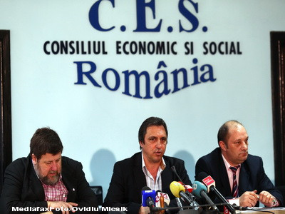 Sindicatele i-au scris presedintelui Basescu sa respinga legea pensiilor