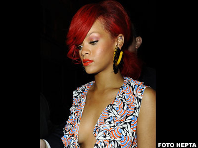 Rihanna canta Only Girl (In The World) la X Factor in Italia