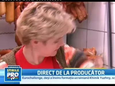 E foame de bani. Fabricile de mezeluri prefera sa isi vanda singure marfa