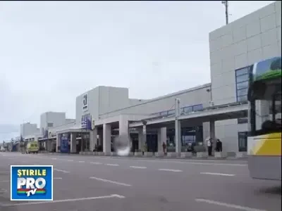 Curse aeriene anulate si proteste in strada. E greva in aviatia elena!