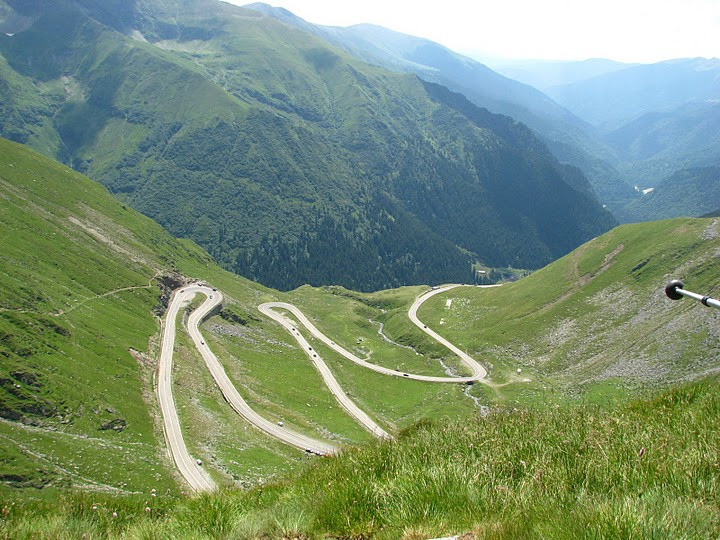 Soferii nu mai pot circula pe Transfagarasan pana in luna iulie 2012